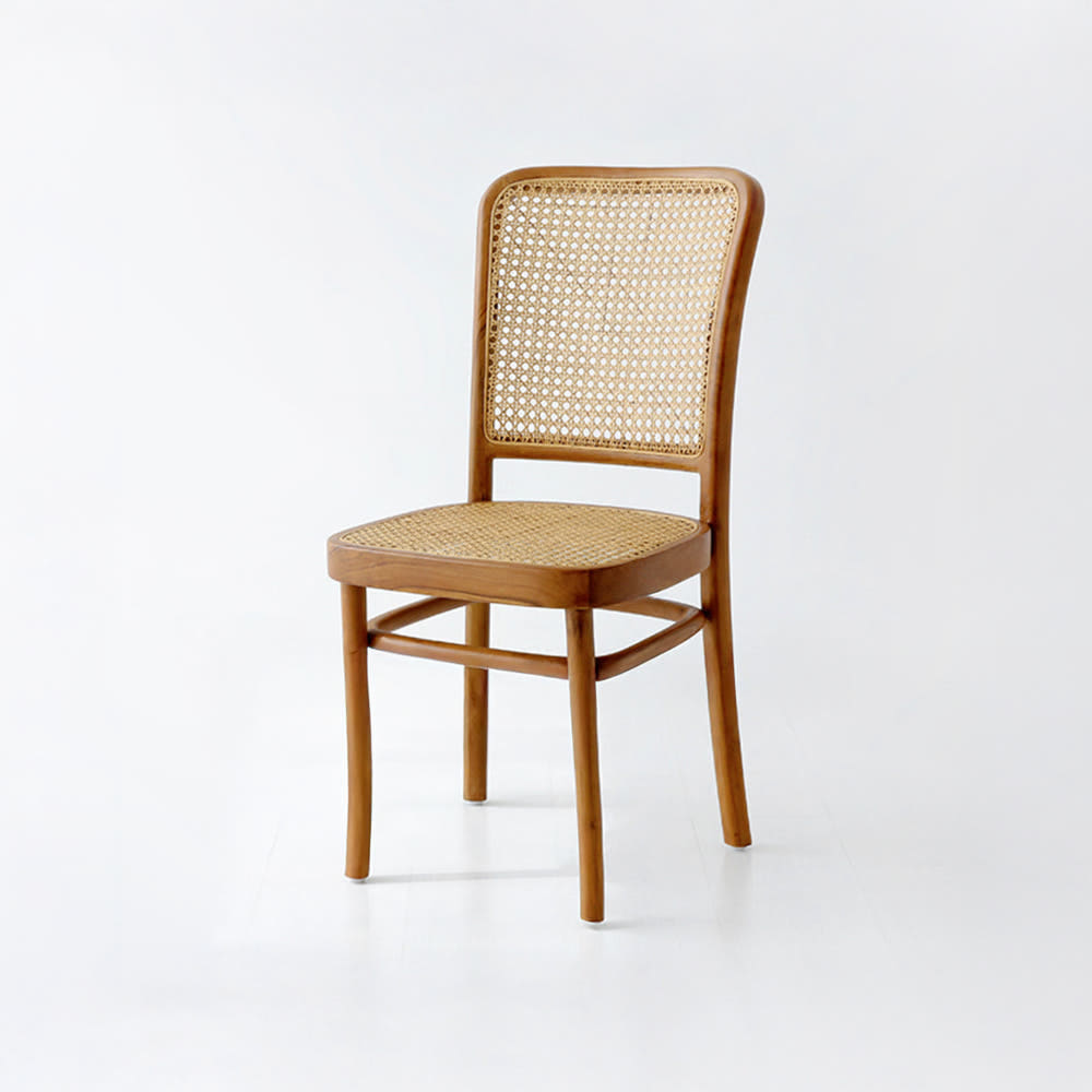 Chair — White Rattan