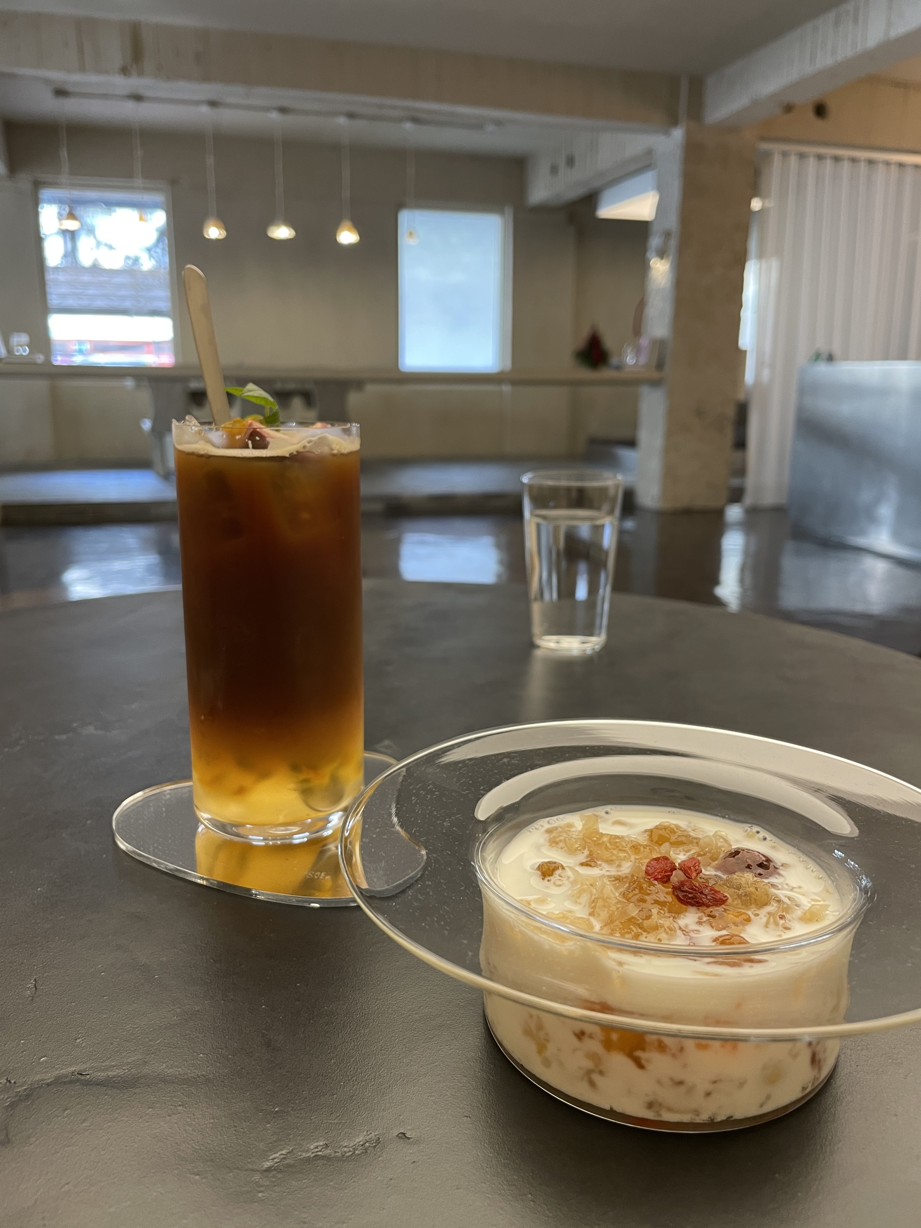 Tea and dessert