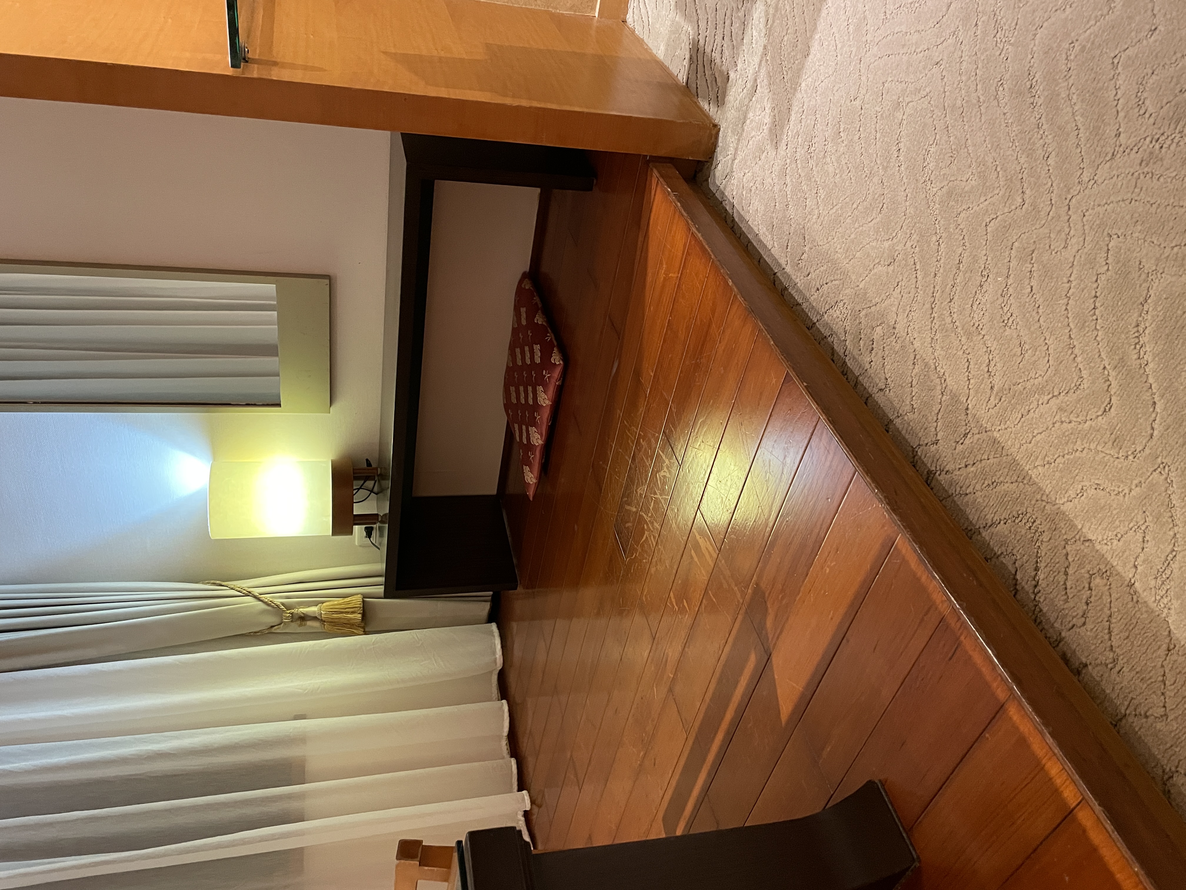 Bedside lamp wood