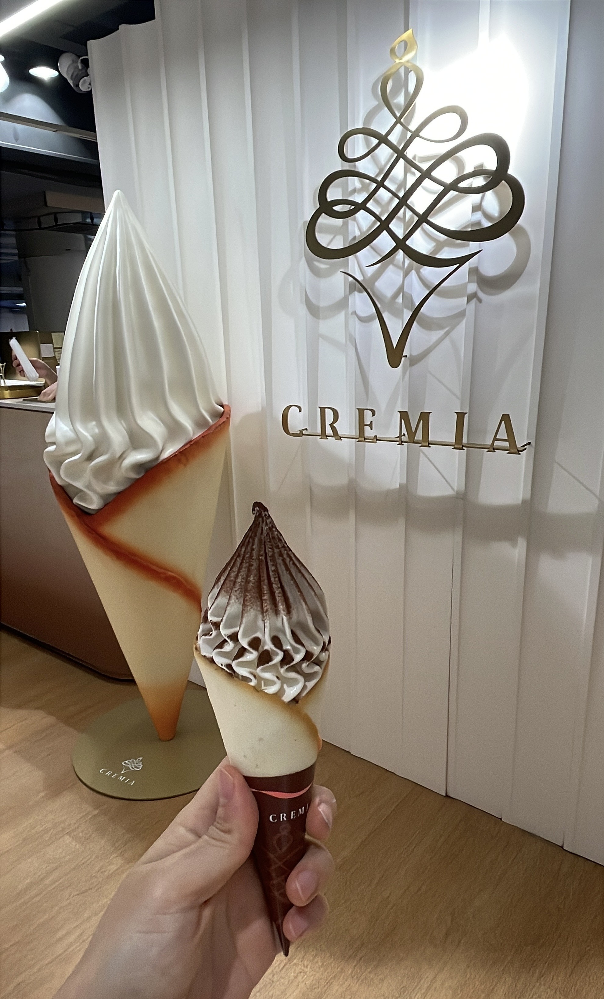 Two soft creams