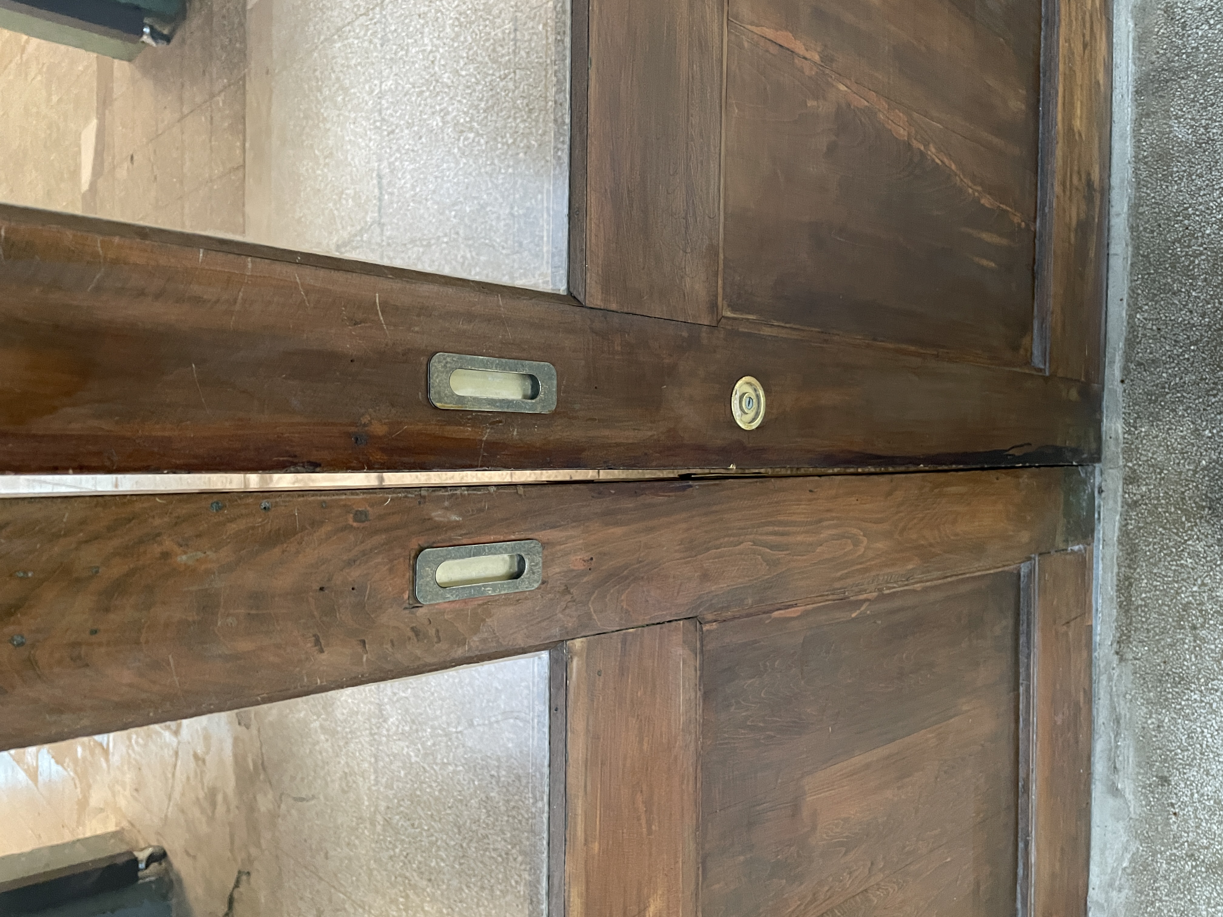 Heritage brass door handle